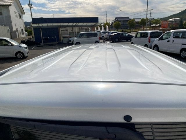 TOYOTA VOXY HYBRID 2015