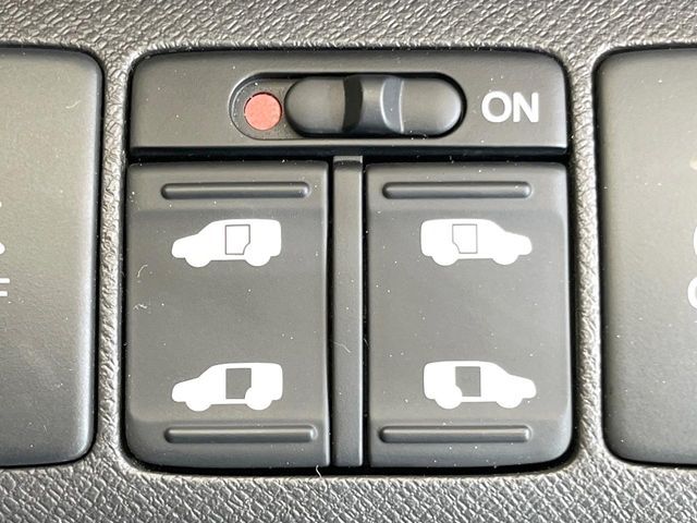 HONDA STEPWAGON 2015