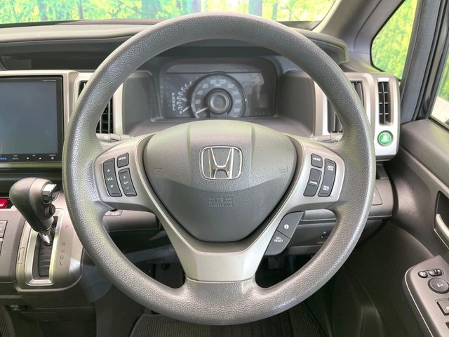 HONDA STEPWAGON 2015