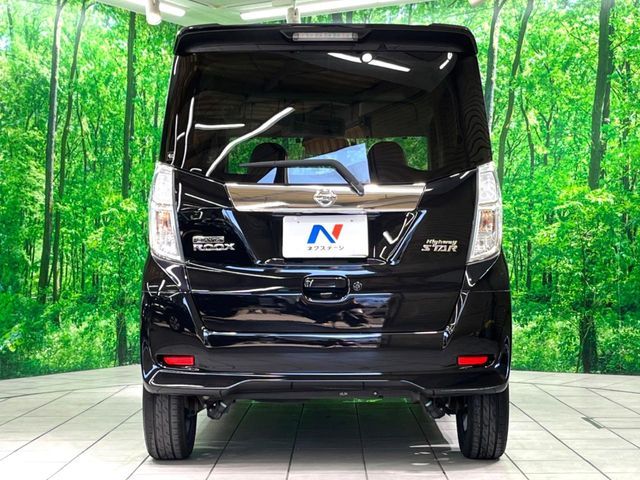 NISSAN DAYZ ROOX 2018