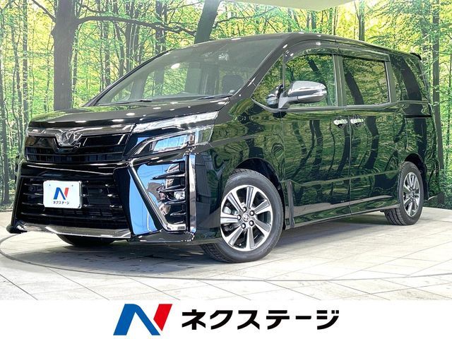 TOYOTA VOXY 2019