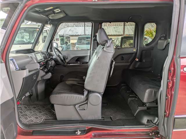 DAIHATSU TANTO CUSTOM 2019