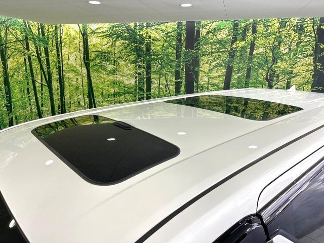 TOYOTA VELLFIRE 2020