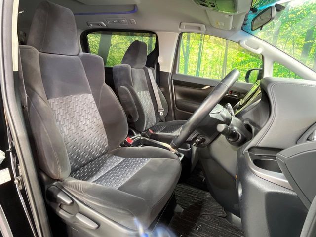 TOYOTA VELLFIRE 2016