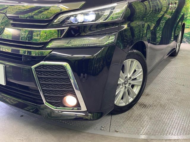 TOYOTA VELLFIRE 2016