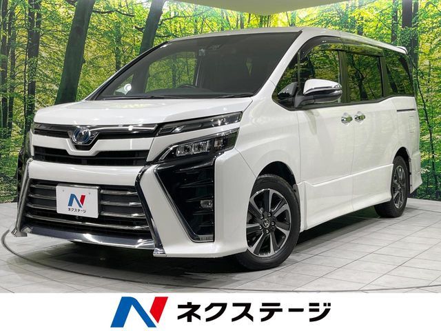 TOYOTA VOXY 2017