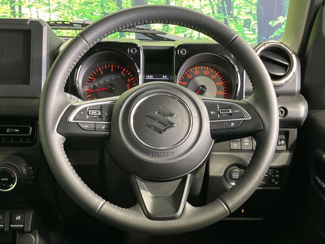 SUZUKI JIMNY NOMADE 2025