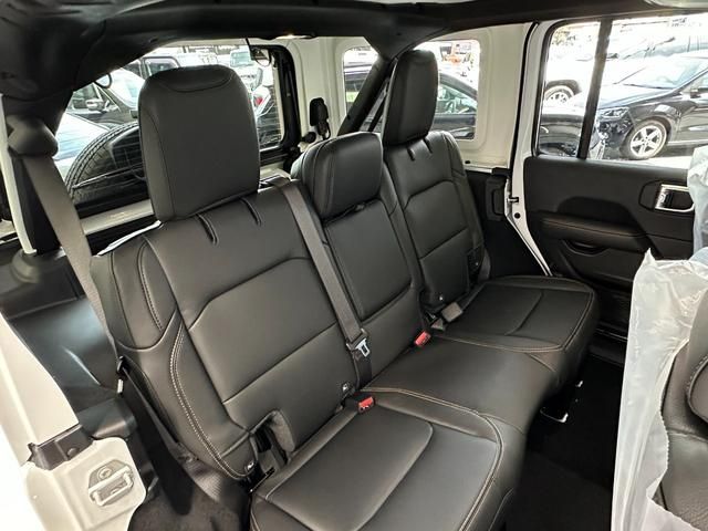 JEEP JEEP WRANGLER UNLIMITED 2025