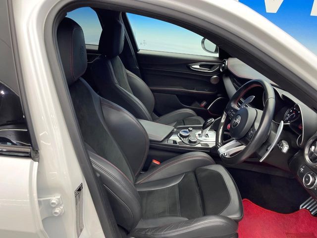 ALFAROMEO ALFAROMEO Giulia 2017