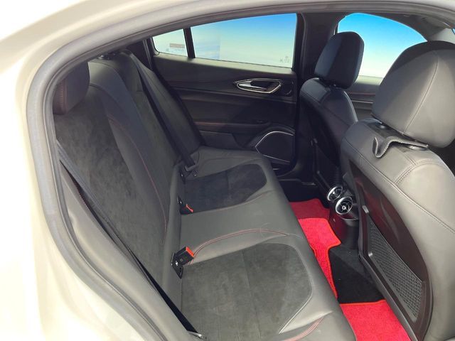 ALFAROMEO ALFAROMEO Giulia 2017