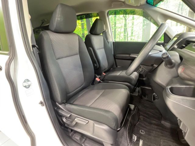 HONDA FREED HYBRID 2024