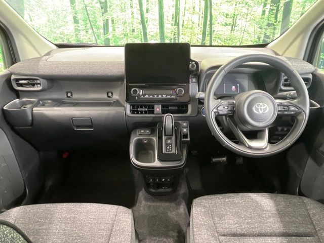 TOYOTA SIENTA HYBRID 2024