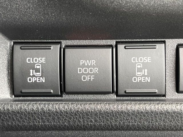 TOYOTA SIENTA HYBRID 2024