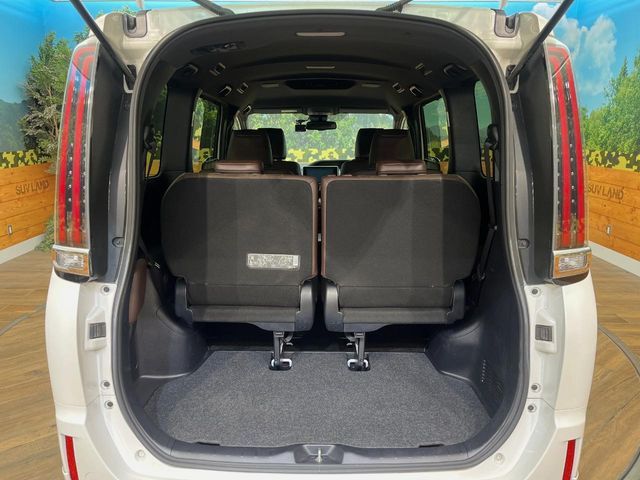 TOYOTA ESQUIRE 4WD 2018