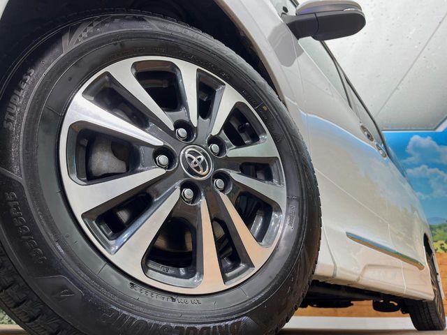 TOYOTA ESQUIRE 4WD 2018