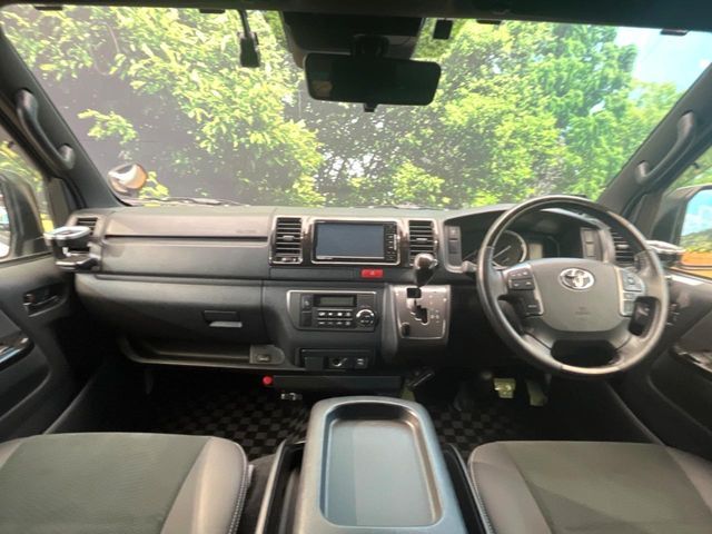 TOYOTA HIACE van 2WD 2021