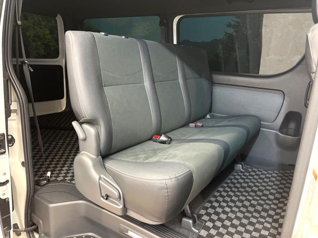 TOYOTA HIACE van 2WD 2021