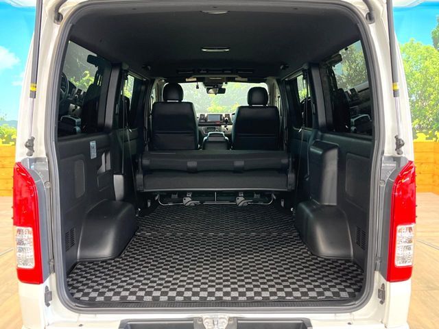 TOYOTA HIACE van 2WD 2021