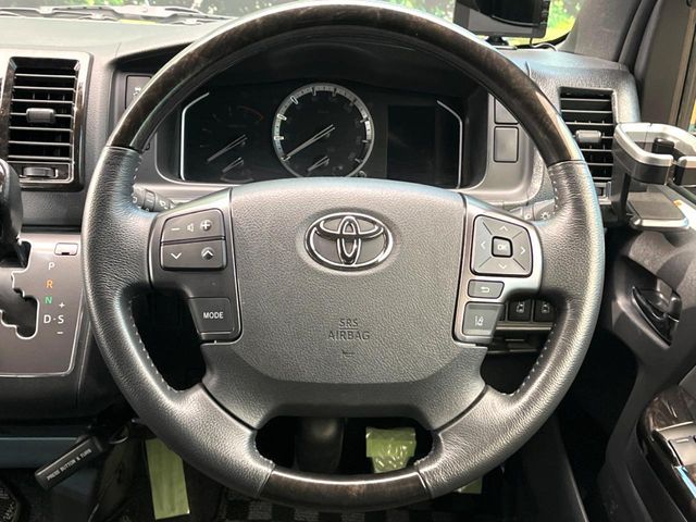 TOYOTA HIACE van 2WD 2021