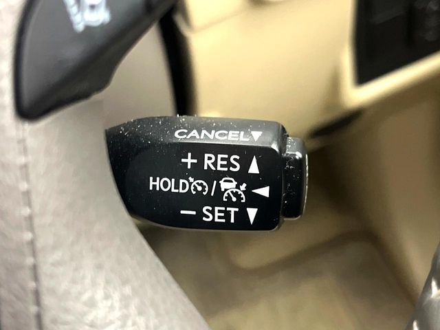 TOYOTA LANDCRUISER PRADO 2023