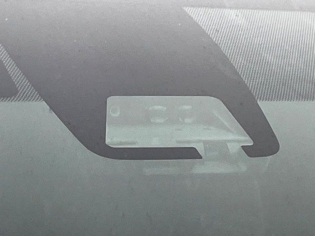 TOYOTA VOXY HYBRID 2020