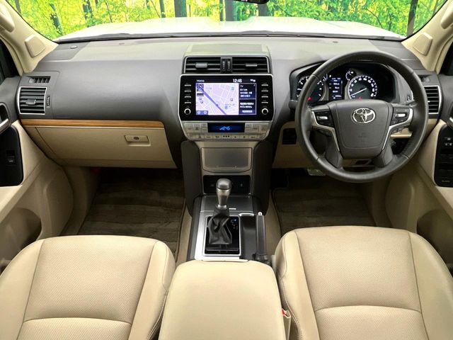 TOYOTA LANDCRUISER PRADO 2023