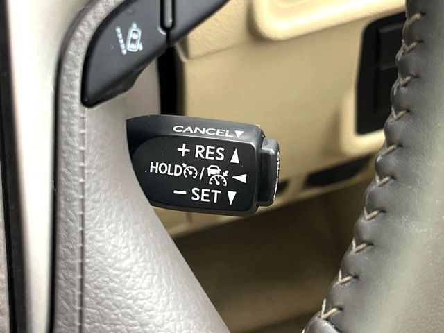 TOYOTA LANDCRUISER PRADO 2023