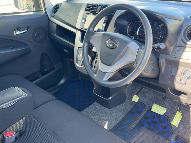 DAIHATSU MOVE CUSTOM 2013