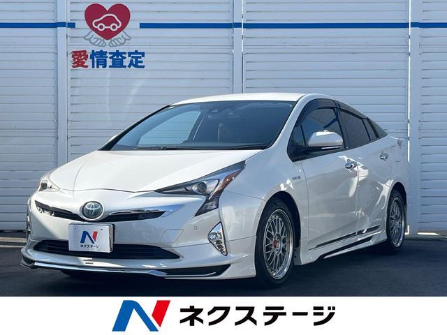 TOYOTA PRIUS 2016