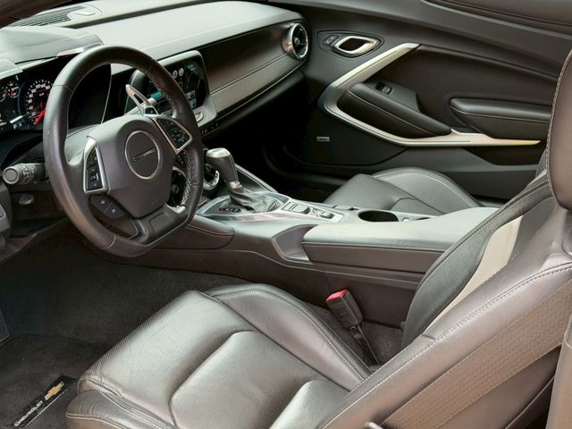 CHEVROLET CHEVROLET CAMARO 2017