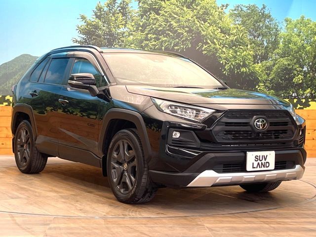 TOYOTA RAV4 4WD 2023