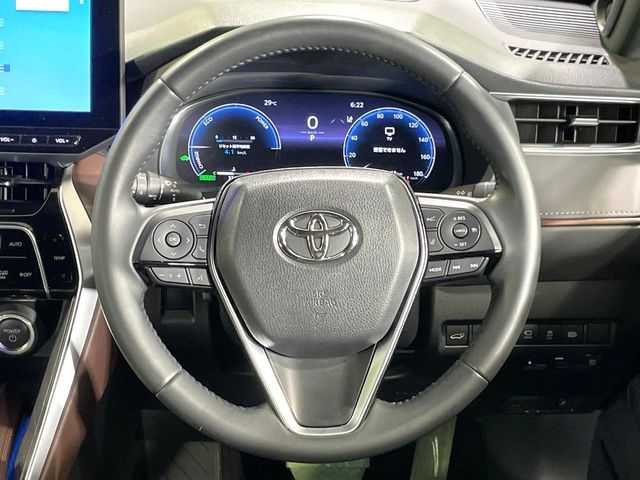 TOYOTA HARRIER HYBRID 2023