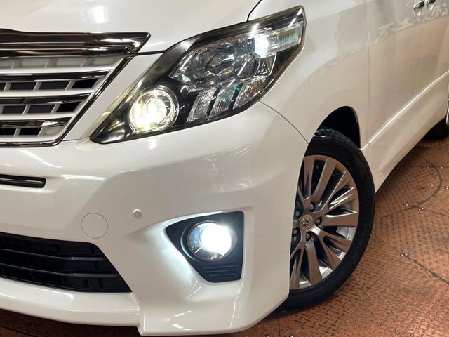 TOYOTA ALPHARD 2014