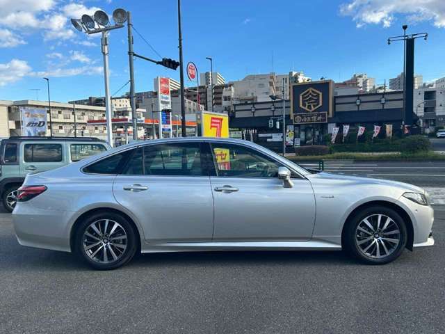 TOYOTA CROWN sedan hybrid 2019