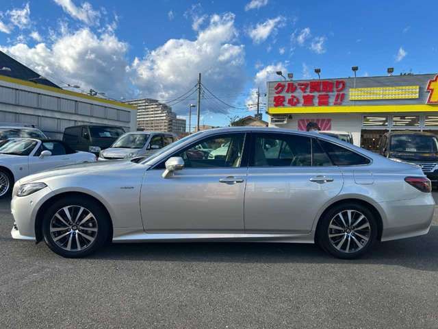 TOYOTA CROWN sedan hybrid 2019