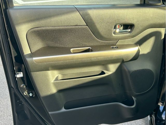 SUZUKI Spacia custom Z 2017