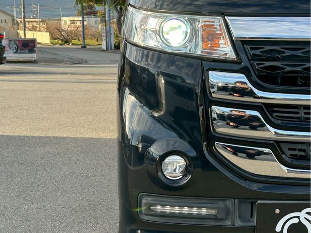 SUZUKI Spacia custom Z 2017