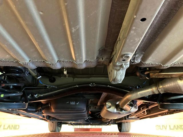 TOYOTA VOXY HYBRID 2022