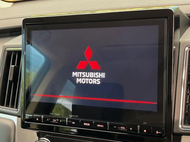 MITSUBISHI DELICA D:5 4WD 2023