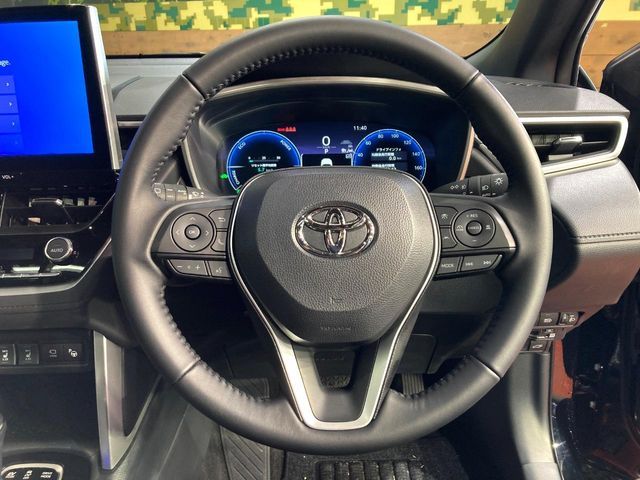 TOYOTA COROLLA CROSS HYBRID 2025