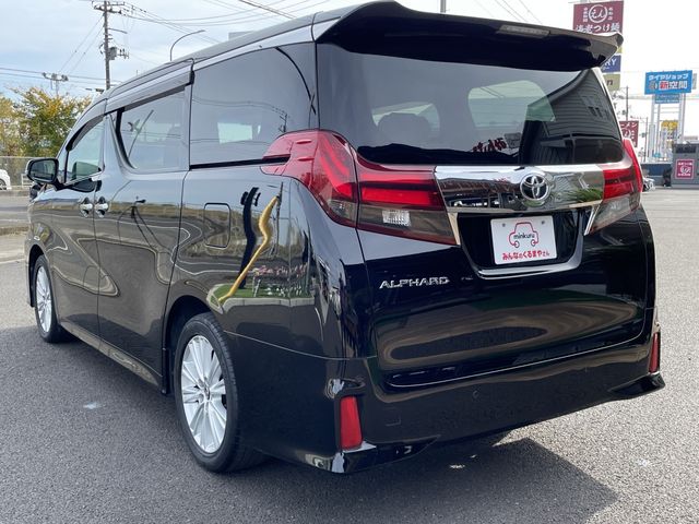 TOYOTA ALPHARD 2017