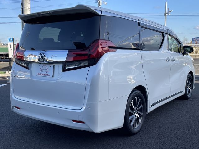 TOYOTA ALPHARD 2017