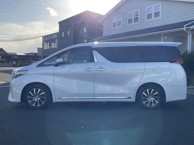 TOYOTA ALPHARD 2017