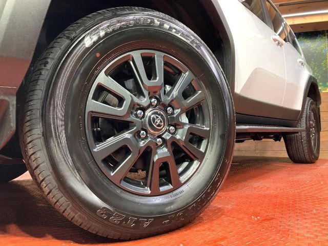 TOYOTA LANDCRUISER 250 2024