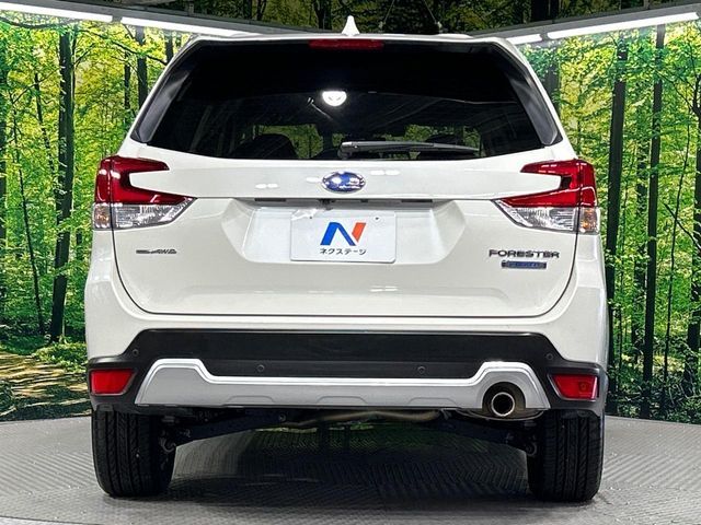 SUBARU FORESTER 2018