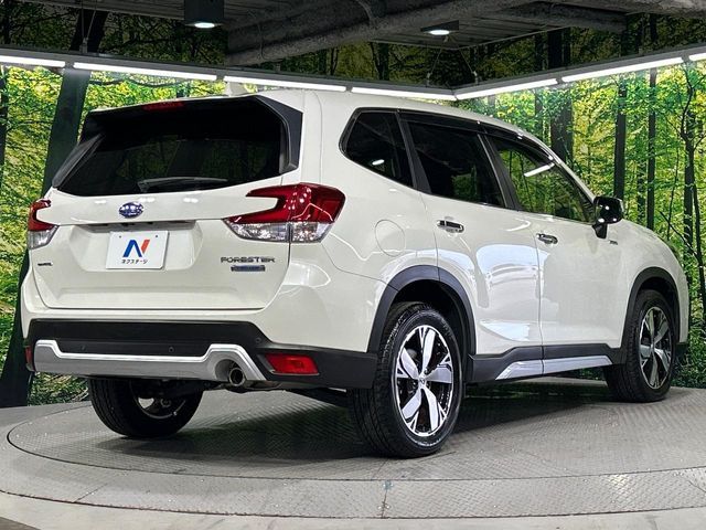 SUBARU FORESTER 2018