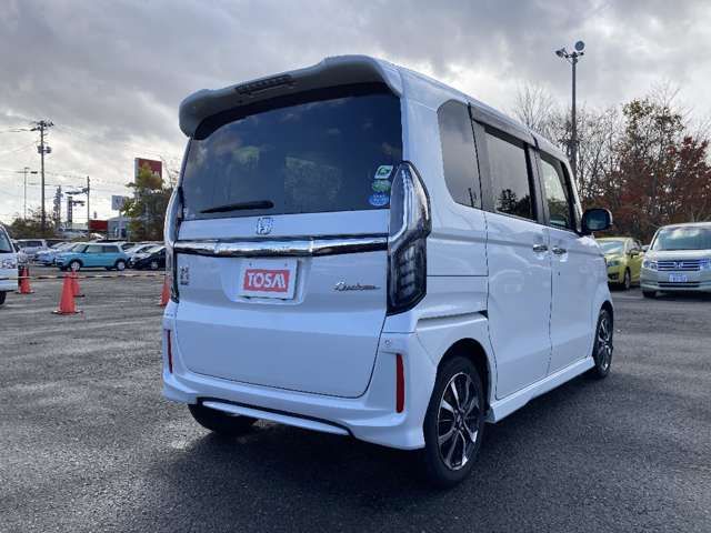 HONDA N BOX CUSTOM 2018