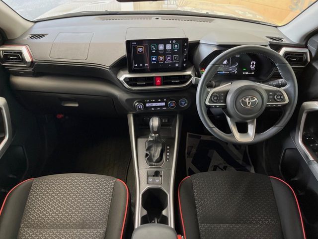 TOYOTA RAIZE HYBRID 2022