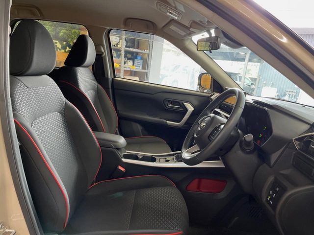 TOYOTA RAIZE HYBRID 2022