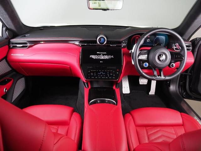 MASERATI MASERATI GRANTURISMO 2024